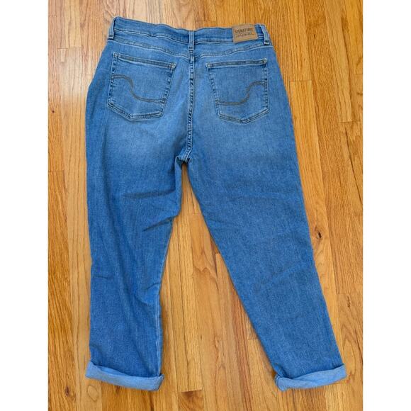 Levi Stauss Signature Heritage Boyfriend Distressed denim Jeans size 10 - Picture 9 of 12